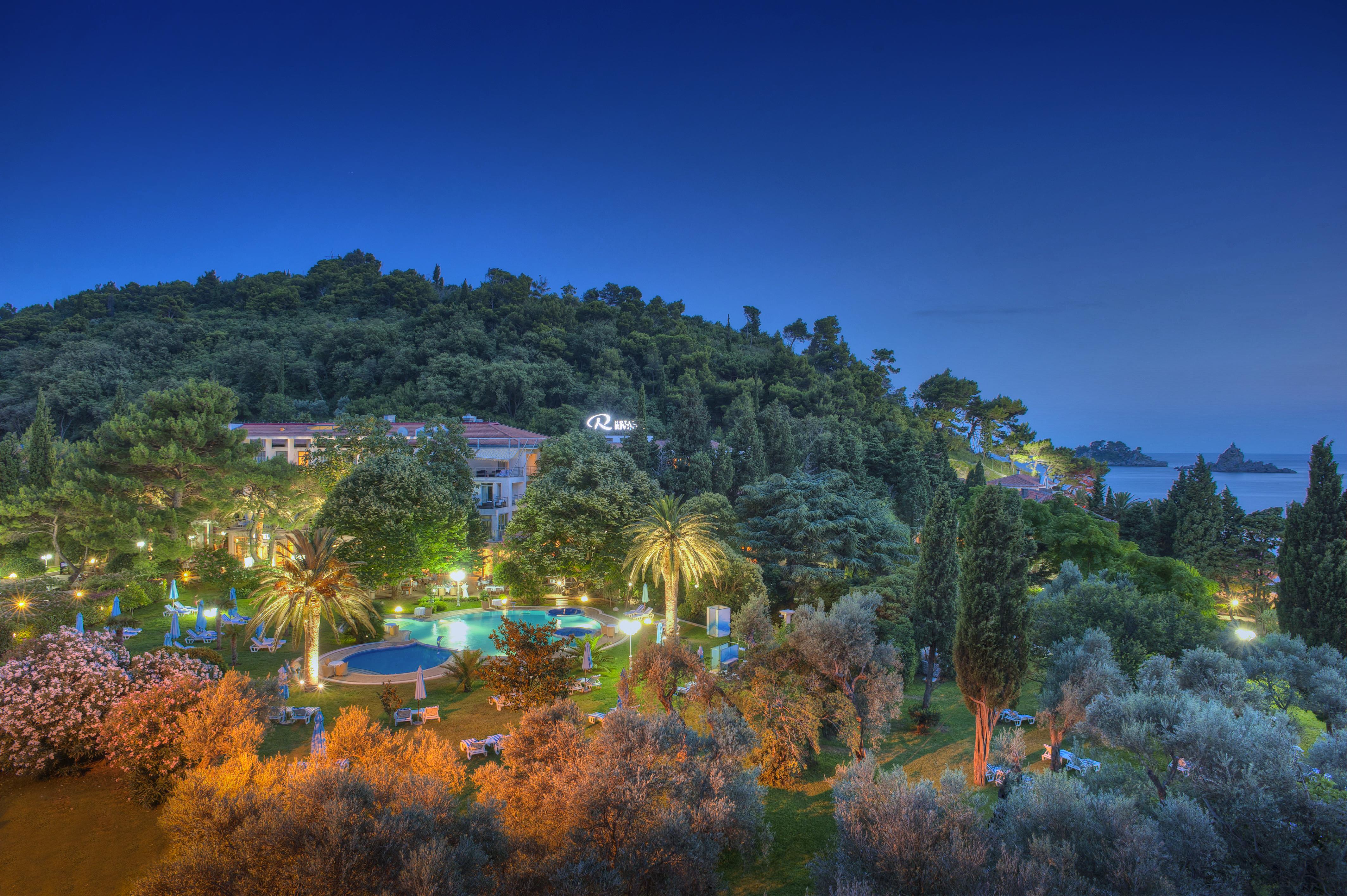 Hotel Rivijera Petrovac Екстериор снимка
