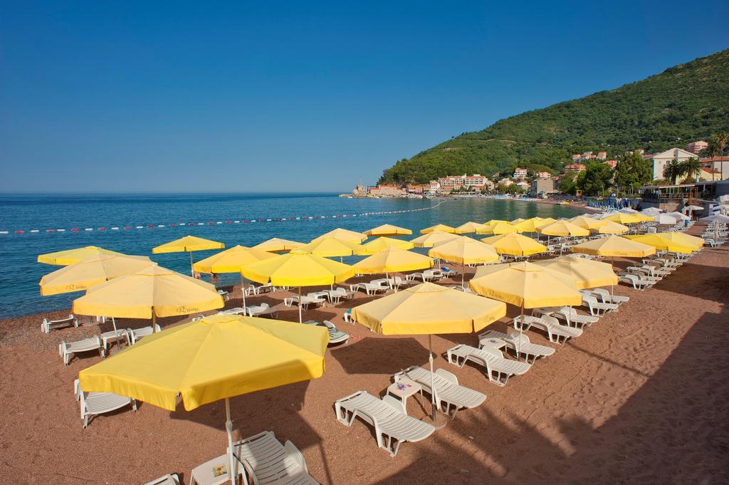 Hotel Rivijera Petrovac Екстериор снимка