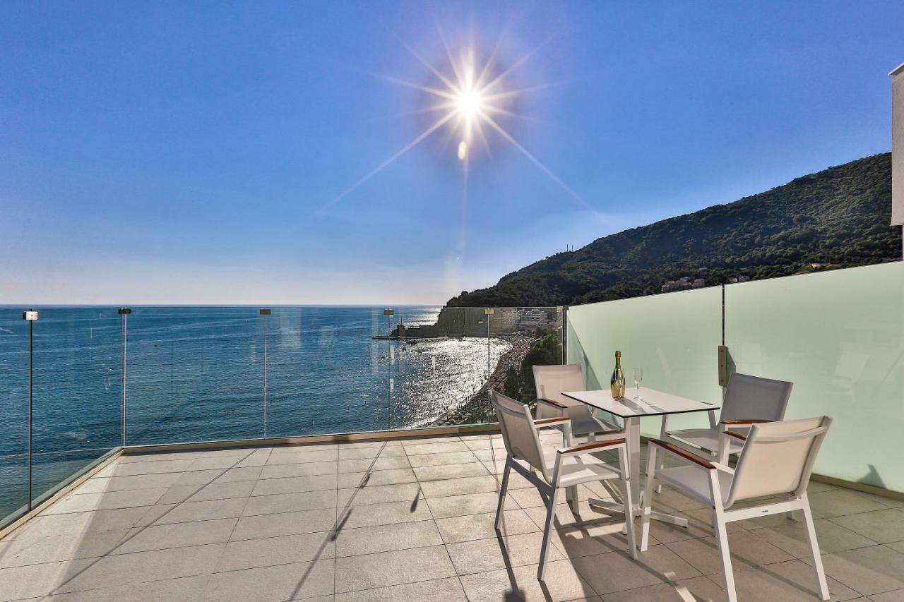 Hotel Rivijera Petrovac Екстериор снимка